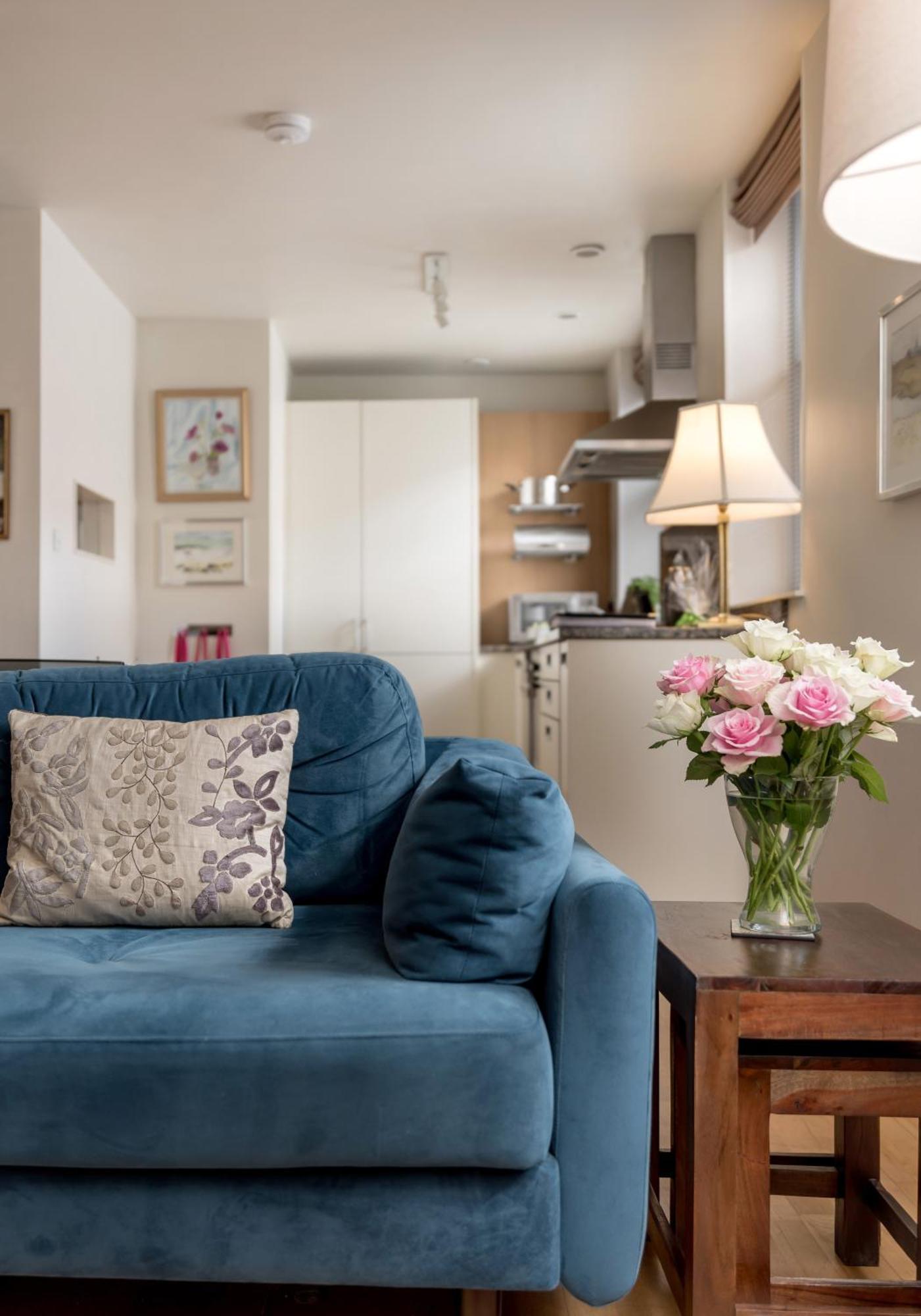 Causewayside Apartment - The Edinburgh Address Екстериор снимка