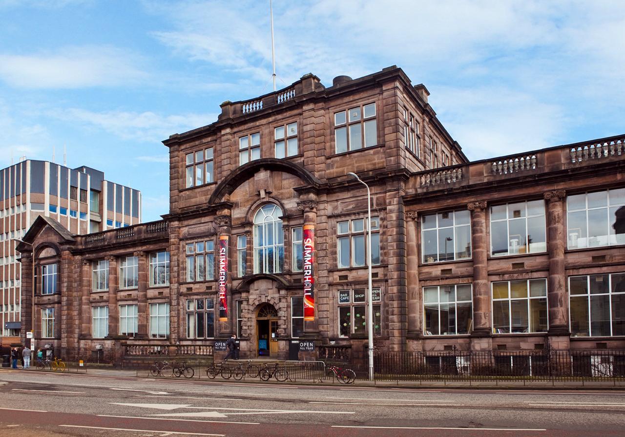 Causewayside Apartment - The Edinburgh Address Екстериор снимка
